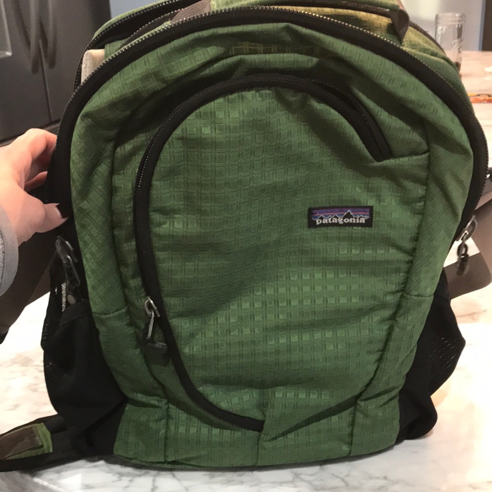 Patagonia shoulder computer bag